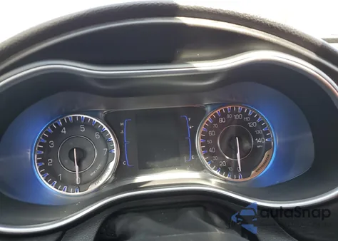 2015 Chrysler 200 Limited z USA, uszkodzony, nr VIN 1C3CCCAB7FN695616